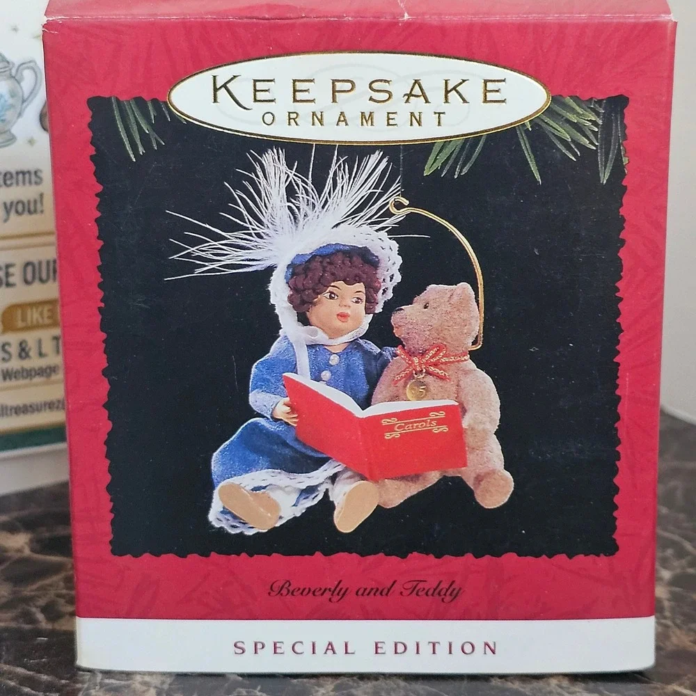 1995 Hallmark Keepsake Ornament Beverly and Teddy Special Edition QX5259 Vintage